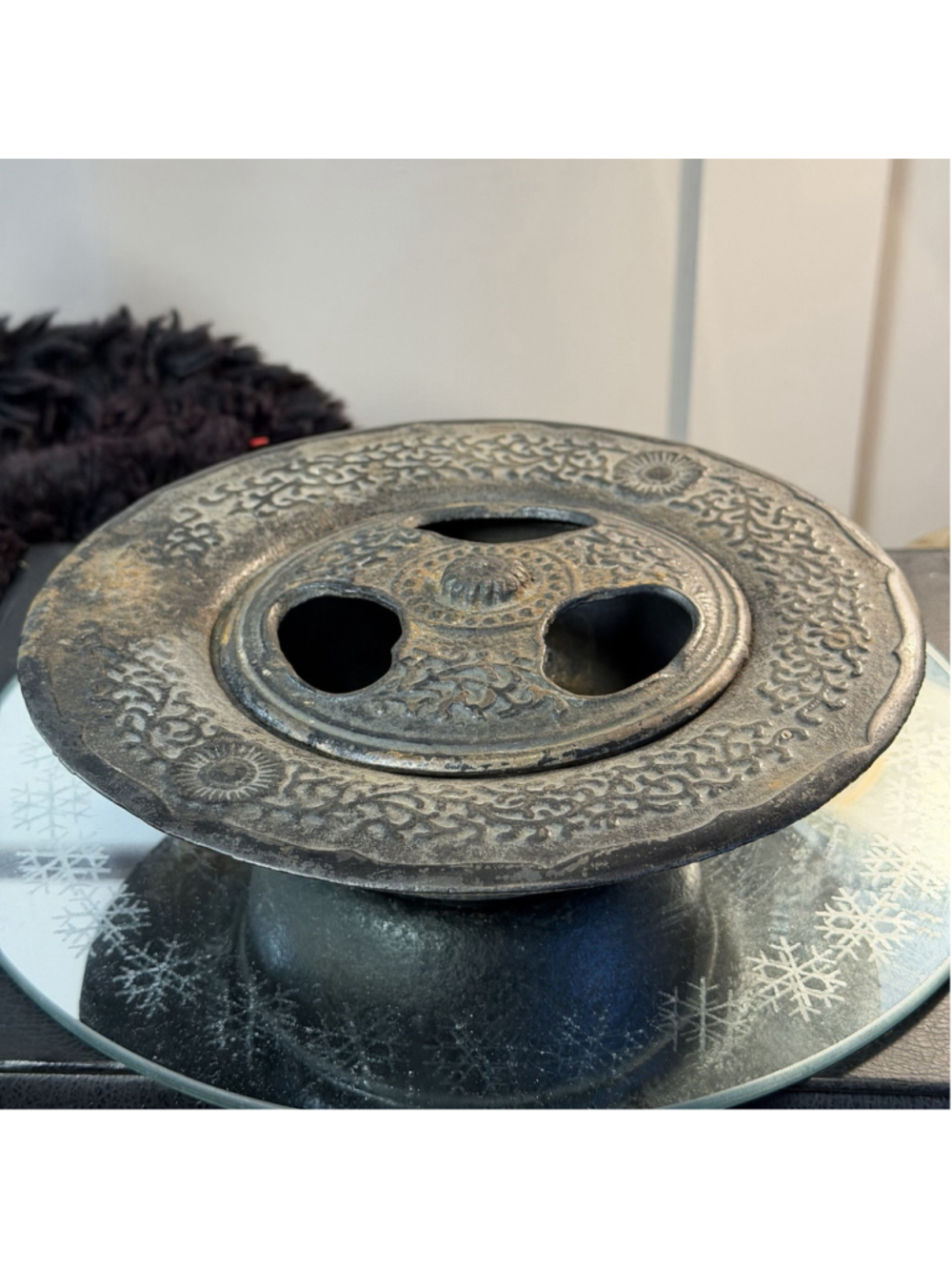 Antique Asian Japanese Cast Iron Incense Burner Koro 7.5" Dia Ashtray Vintage